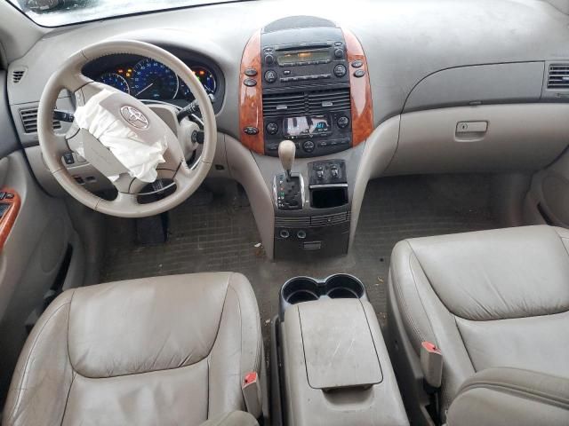 2008 Toyota Sienna XLE