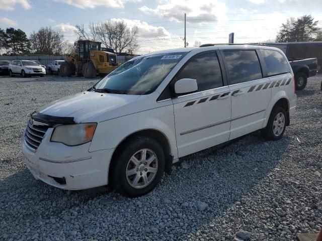 2009 Chrysler Town & Country Touring