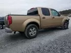 2005 Nissan Frontier Crew Cab LE