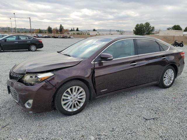 2013 Toyota Avalon Hybrid