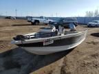 2001 Smoker Craft Boat