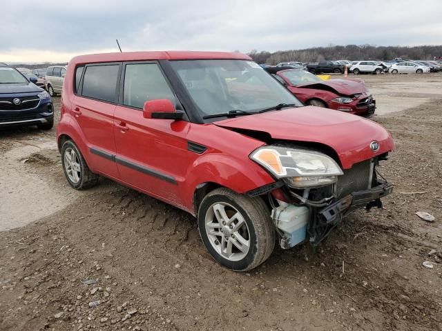 2011 KIA Soul +