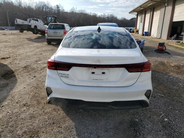 2023 KIA Forte LX