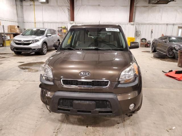 2010 KIA Soul +