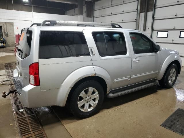 2006 Nissan Pathfinder LE