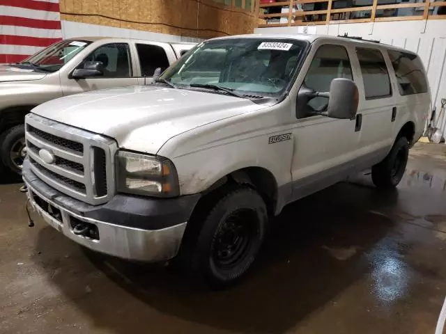 2005 Ford Excursion XLT