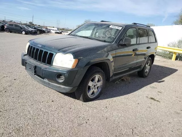 2005 Jeep Grand Cherokee Laredo