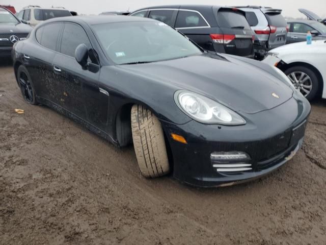 2012 Porsche Panamera 2