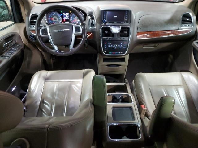 2012 Chrysler Town & Country Touring