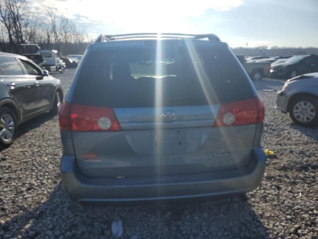 2006 Toyota Sienna CE