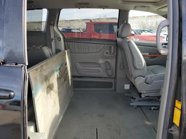 2008 Toyota Sienna XLE