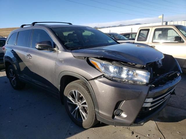 2018 Toyota Highlander LE