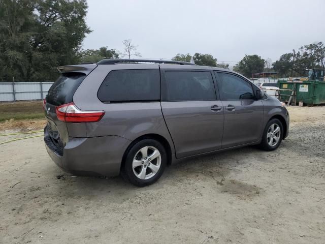 2015 Toyota Sienna LE