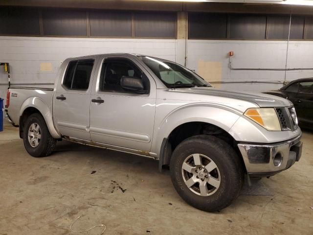 2005 Nissan Frontier Crew Cab LE