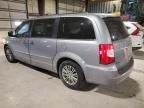 2014 Chrysler Town & Country Touring L