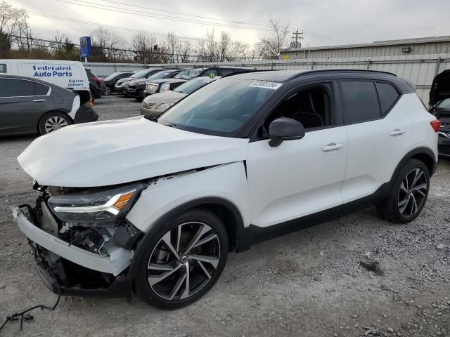 2021 Volvo XC40 T5 R-Design