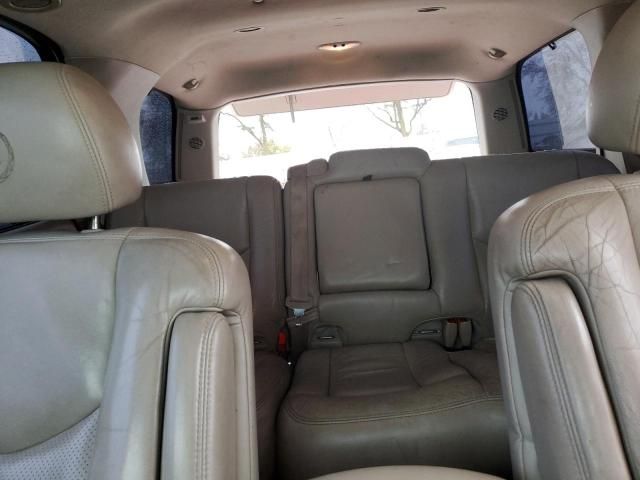 2003 Cadillac Escalade Luxury