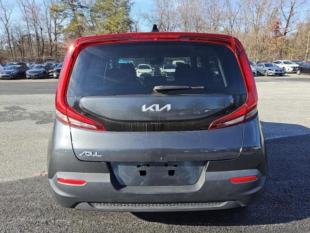 2022 KIA Soul LX