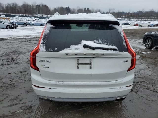 2018 Volvo XC90 T6