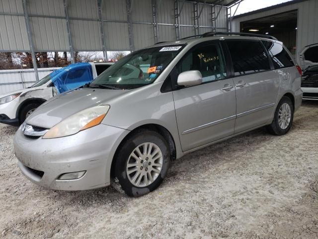 2007 Toyota Sienna XLE