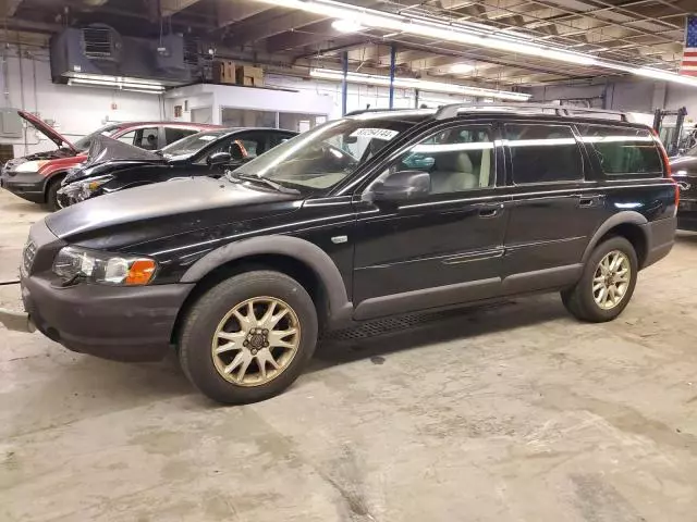 2004 Volvo XC70