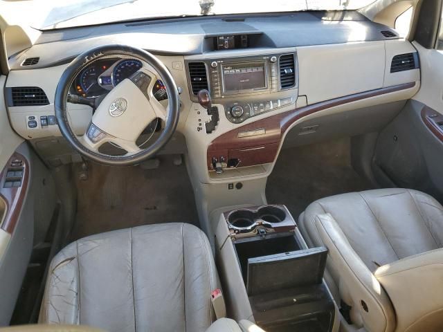 2011 Toyota Sienna XLE