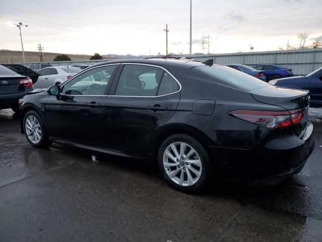 2022 Toyota Camry LE