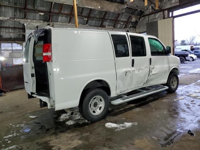 2024 Chevrolet Express G2500