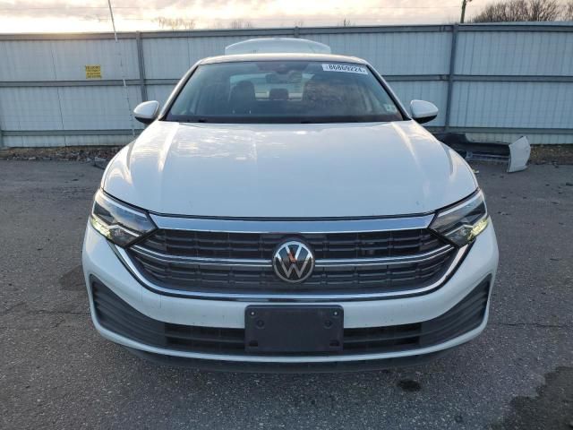 2022 Volkswagen Jetta SE