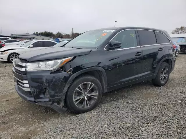 2018 Toyota Highlander LE