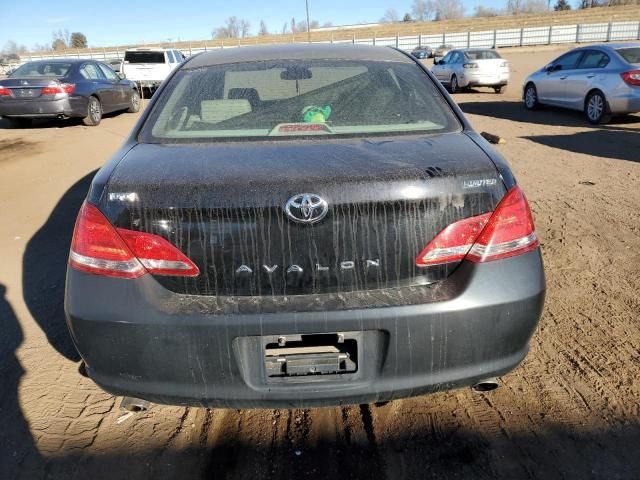 2005 Toyota Avalon XL