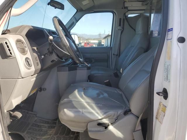 2010 Ford Econoline E250 Van