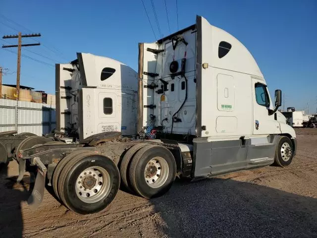 2016 Freightliner Cascadia 125