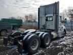 2017 Kenworth Construction T680