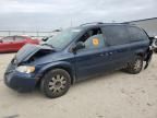 2004 Chrysler Town & Country LX