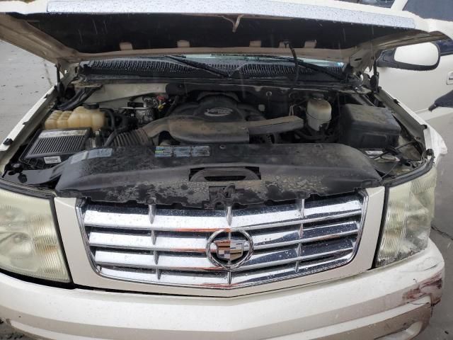 2003 Cadillac Escalade Luxury