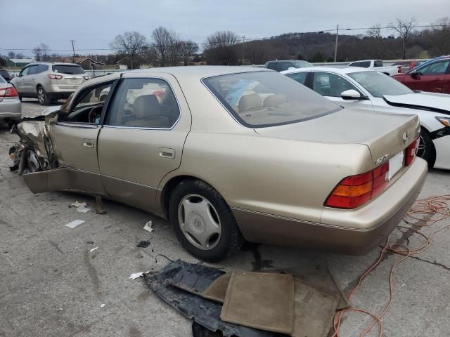 2000 Lexus LS 400