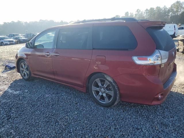 2017 Toyota Sienna SE