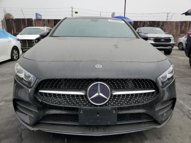 2019 Mercedes-Benz A 220