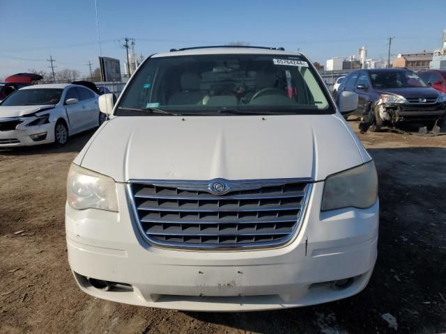 2009 Chrysler Town & Country Touring