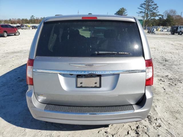 2013 Chrysler Town & Country Touring