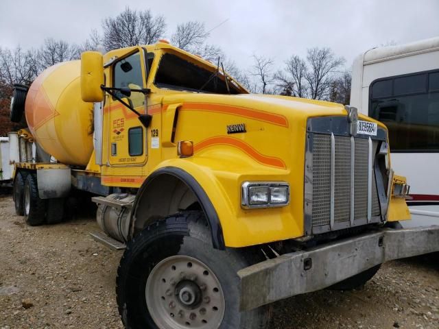 2000 Kenworth Construction W900