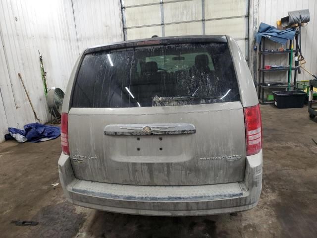 2009 Chrysler Town & Country LX