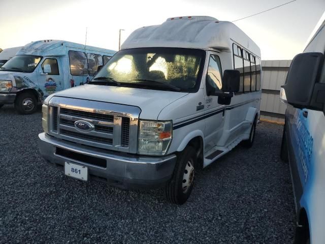 2010 Turt 2010 Ford Econoline E350 Super Duty Cutaway Van