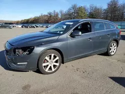 Volvo Vehiculos salvage en venta: 2016 Volvo V60 T5 Premier