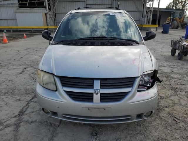 2005 Dodge Grand Caravan SXT