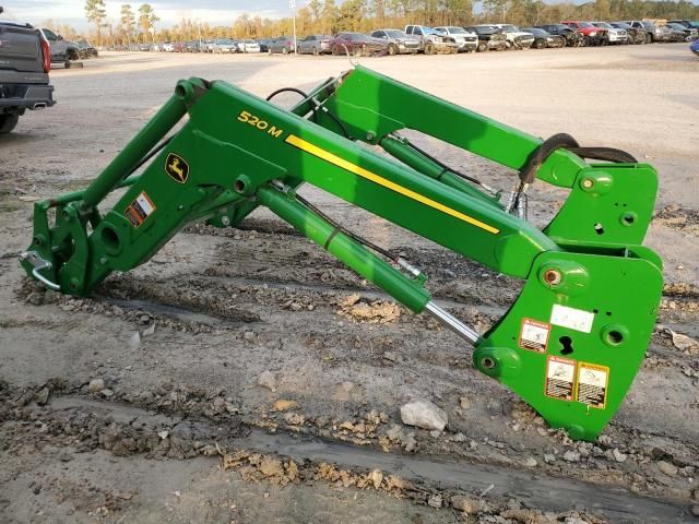 2022 John Deere 520M