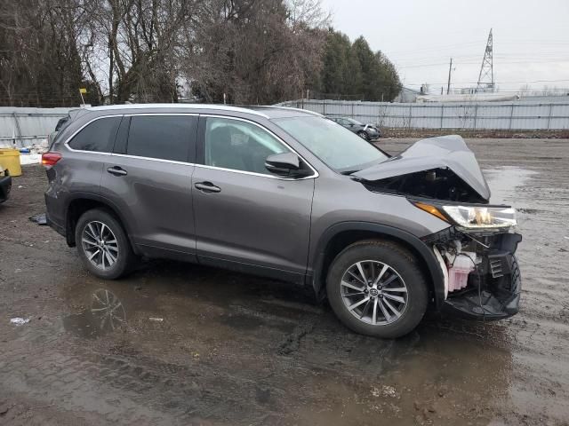 2019 Toyota Highlander SE