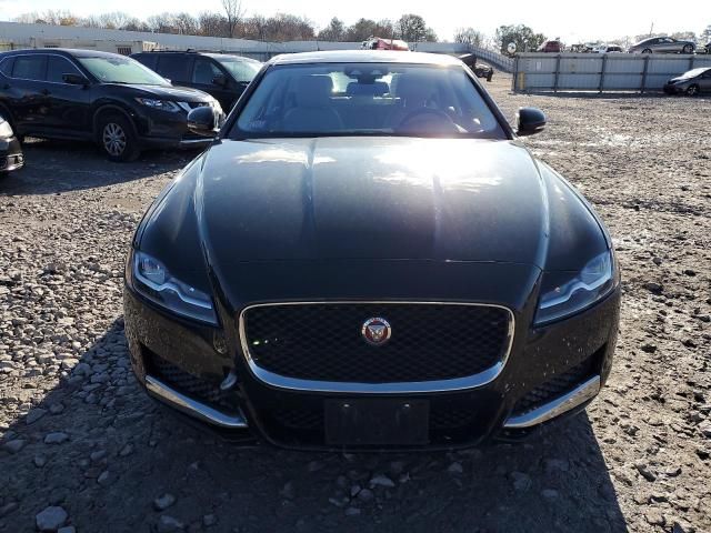 2017 Jaguar XF Premium