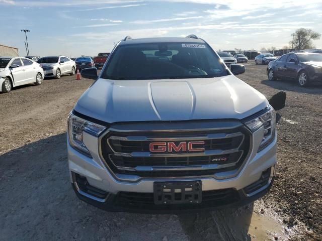 2022 GMC Terrain AT4